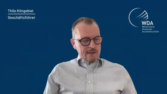 Videomitschnitt der StreitBar vom April 2025